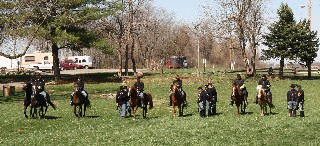 Dismounts open for Horse